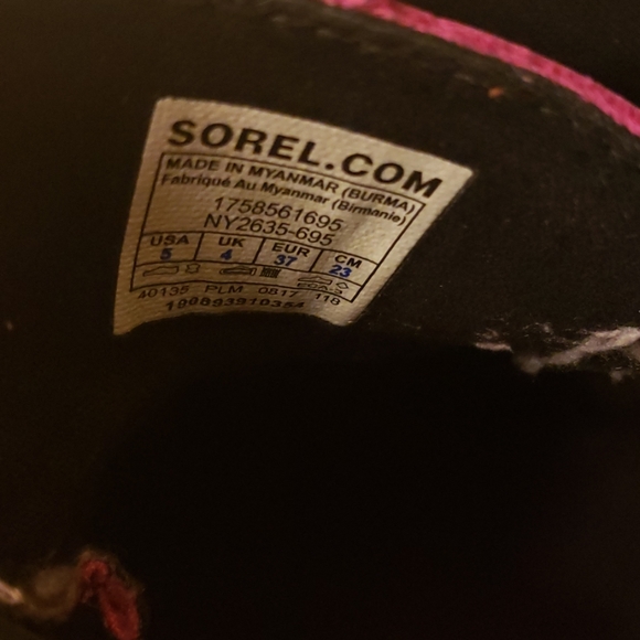 Sorel Out n About Pink Patent Ankle Boots size 5 - Picture 6 of 8